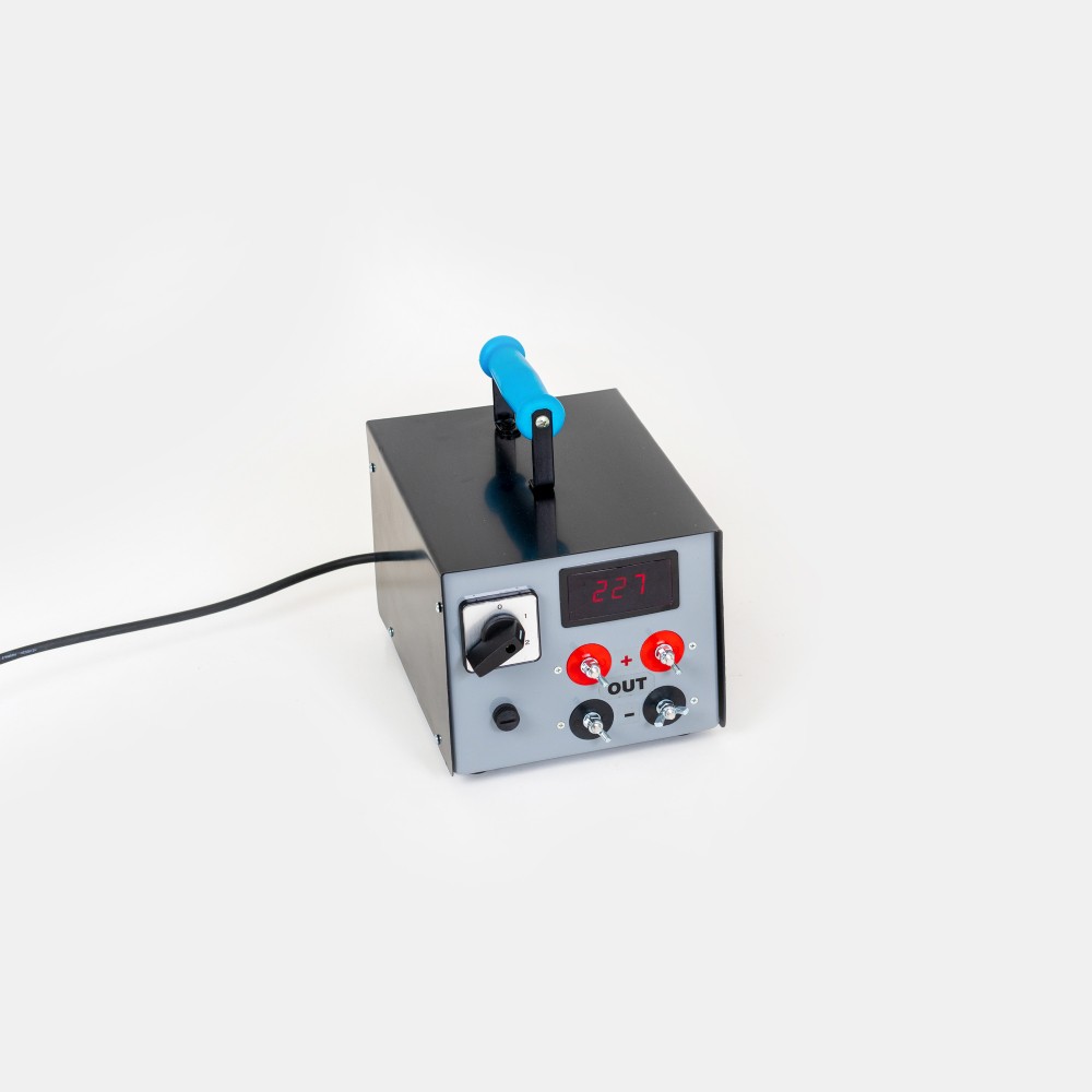 Μετασχηματιστής Ρεύματος DC 700W με οθόνη LCD – Ισχυρός & Αξιόπιστος